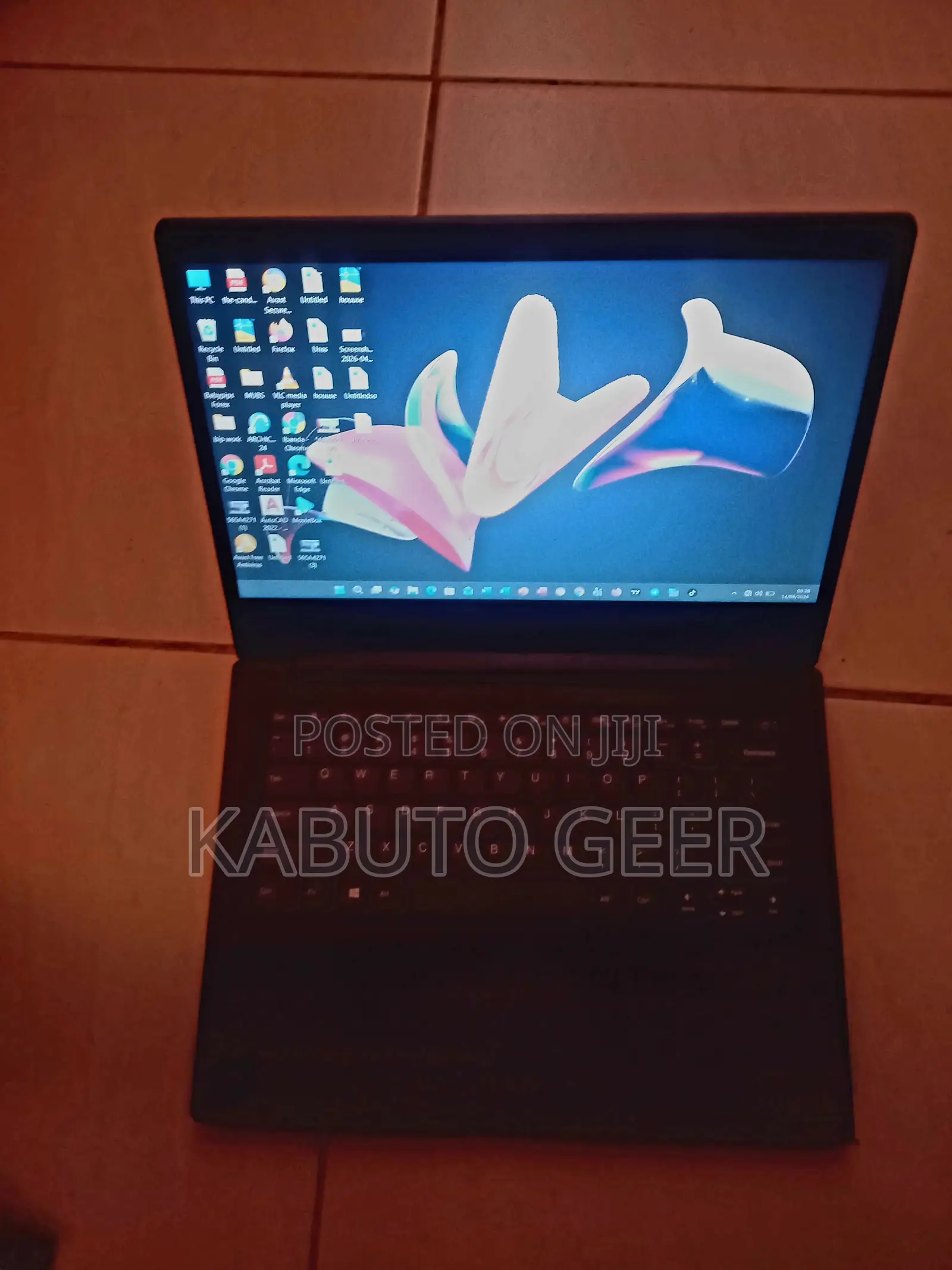 Laptop Lenovo ThinkPad X1 Carbon 4GB Intel Celeron SSD 500GB