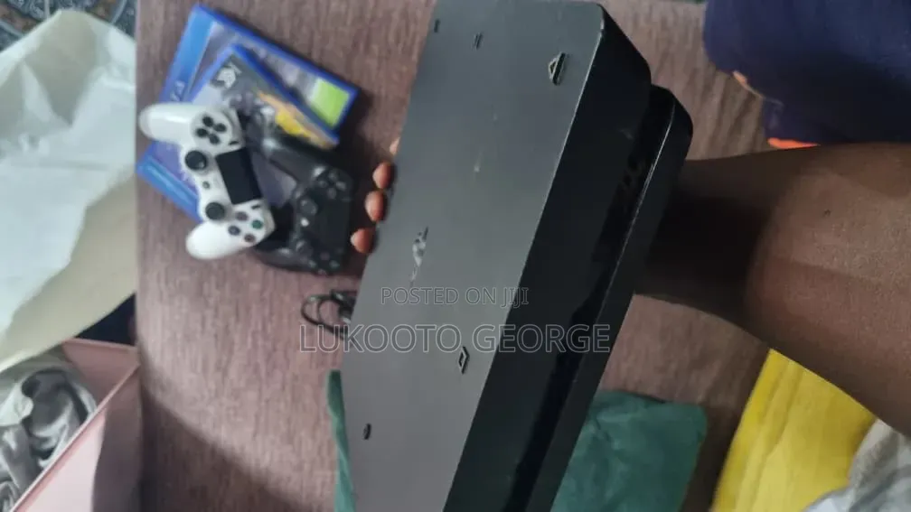 Sony Playstation 4