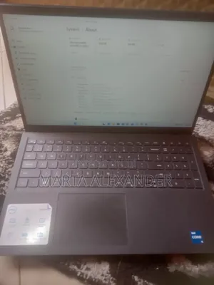 Laptop Dell Inspiron 15 3521 8GB Intel Core i5 SSD 512GB