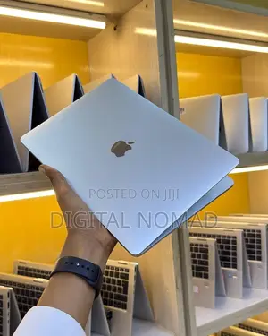 Laptop Apple MacBook Pro 2018 256GB Intel Core i5 SSD 256GB