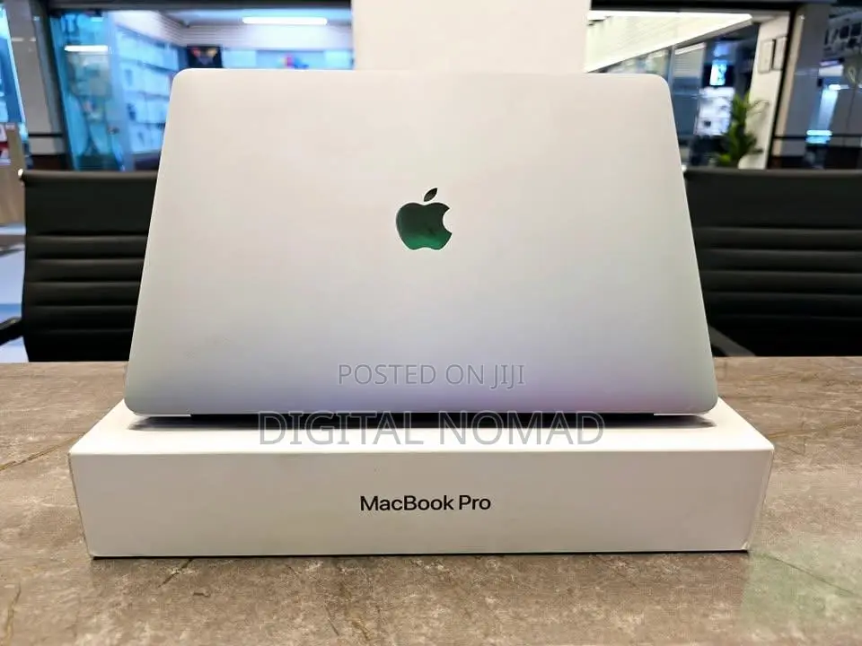 Laptop Apple MacBook Pro 2020 M1 8GB Apple M1 Pro SSD 512GB