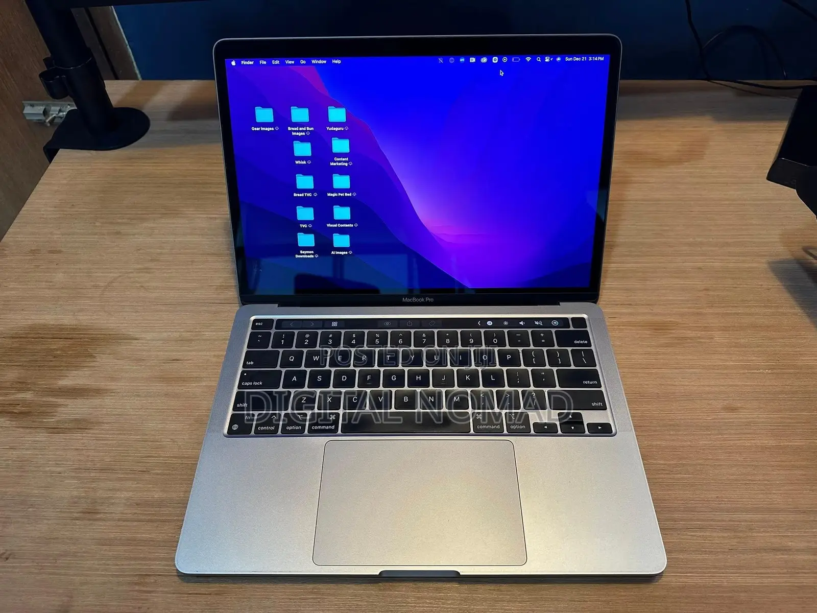 Laptop Apple MacBook Pro 2020 16GB Intel Core i5 SSD 1T