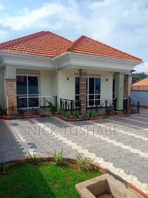 4bdrm House in Nickel Estate, Ssabagabo-Makindye for sale