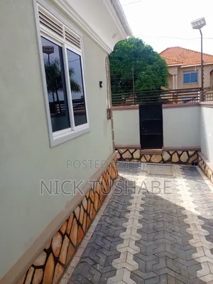 4bdrm House in Nickel Estate, Ssabagabo-Makindye for sale