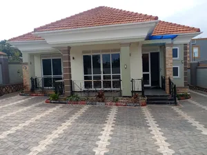 4bdrm House in Nickel Estate, Ssabagabo-Makindye for sale