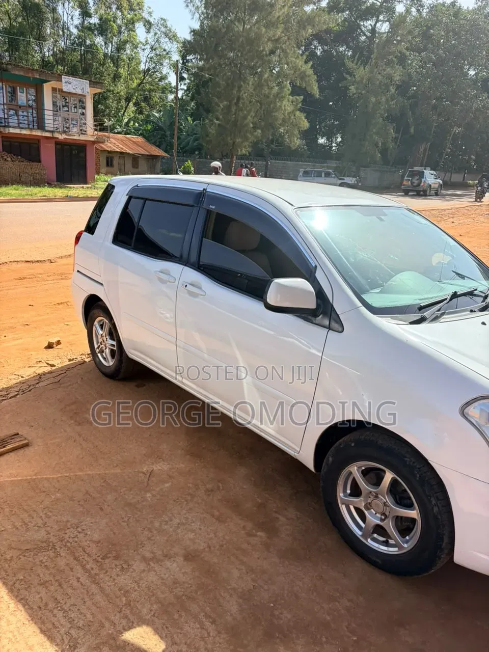 Toyota Raum 2003 White
