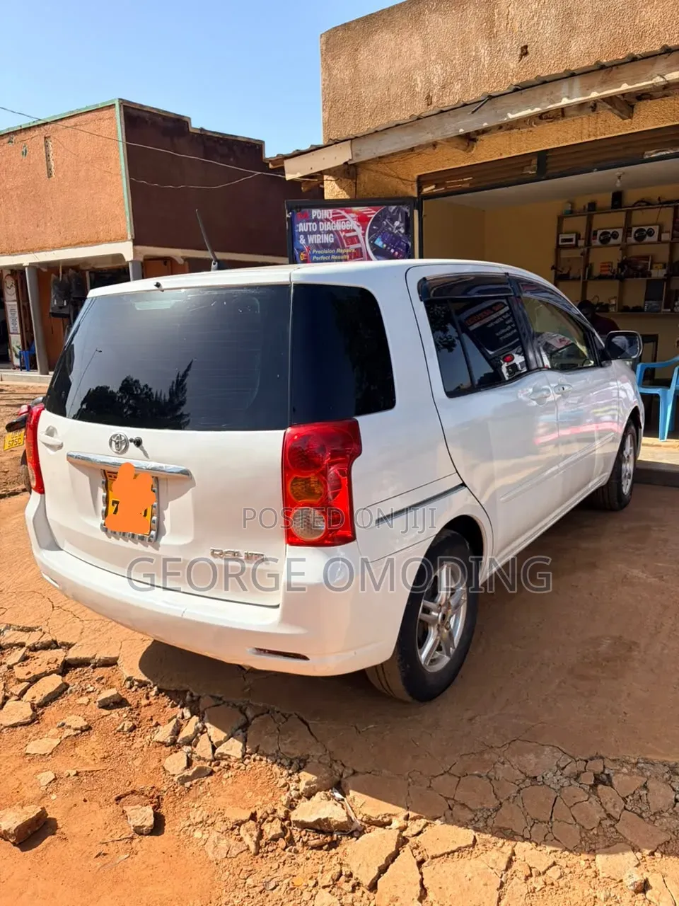 Toyota Raum 2003 White
