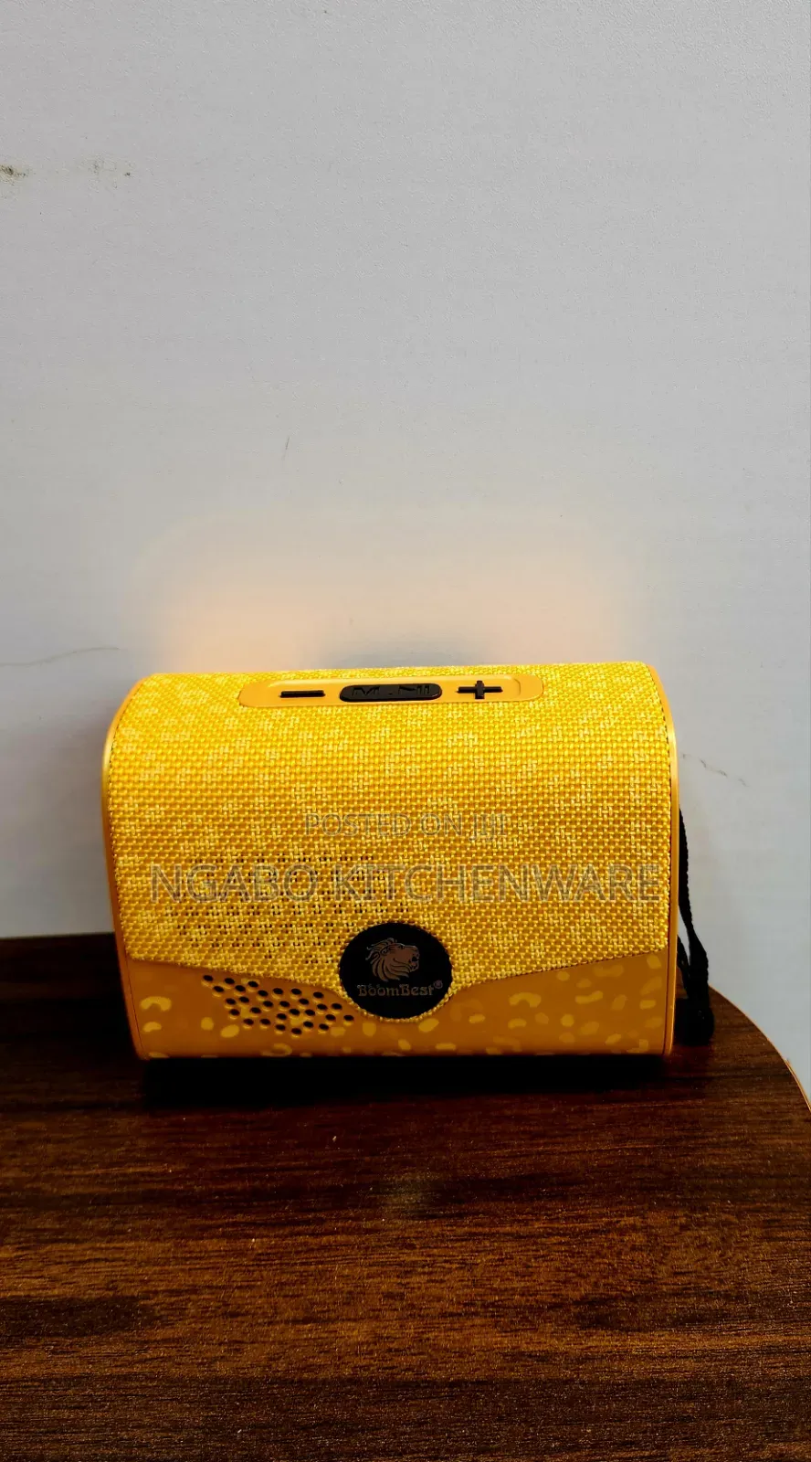 Boombest Ln-712bt Portable Bluetooth Speaker.