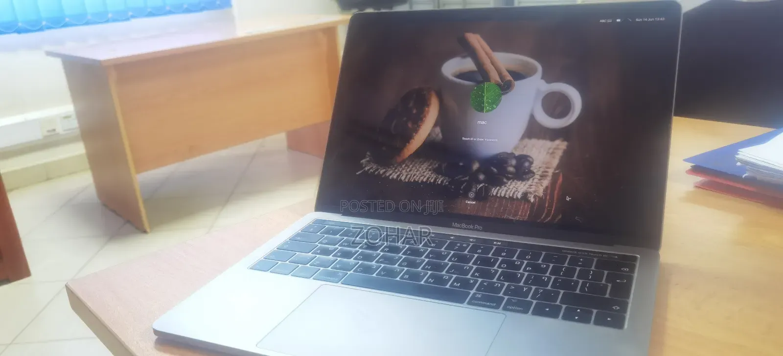Laptop Apple MacBook Pro 2017 16GB Intel Core i7 SSHD (Hybrid) 256GB