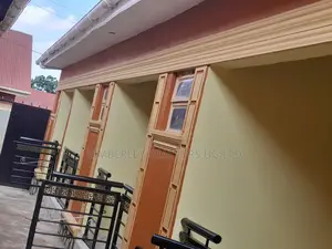 4bdrm Duplex in Division A for sale
