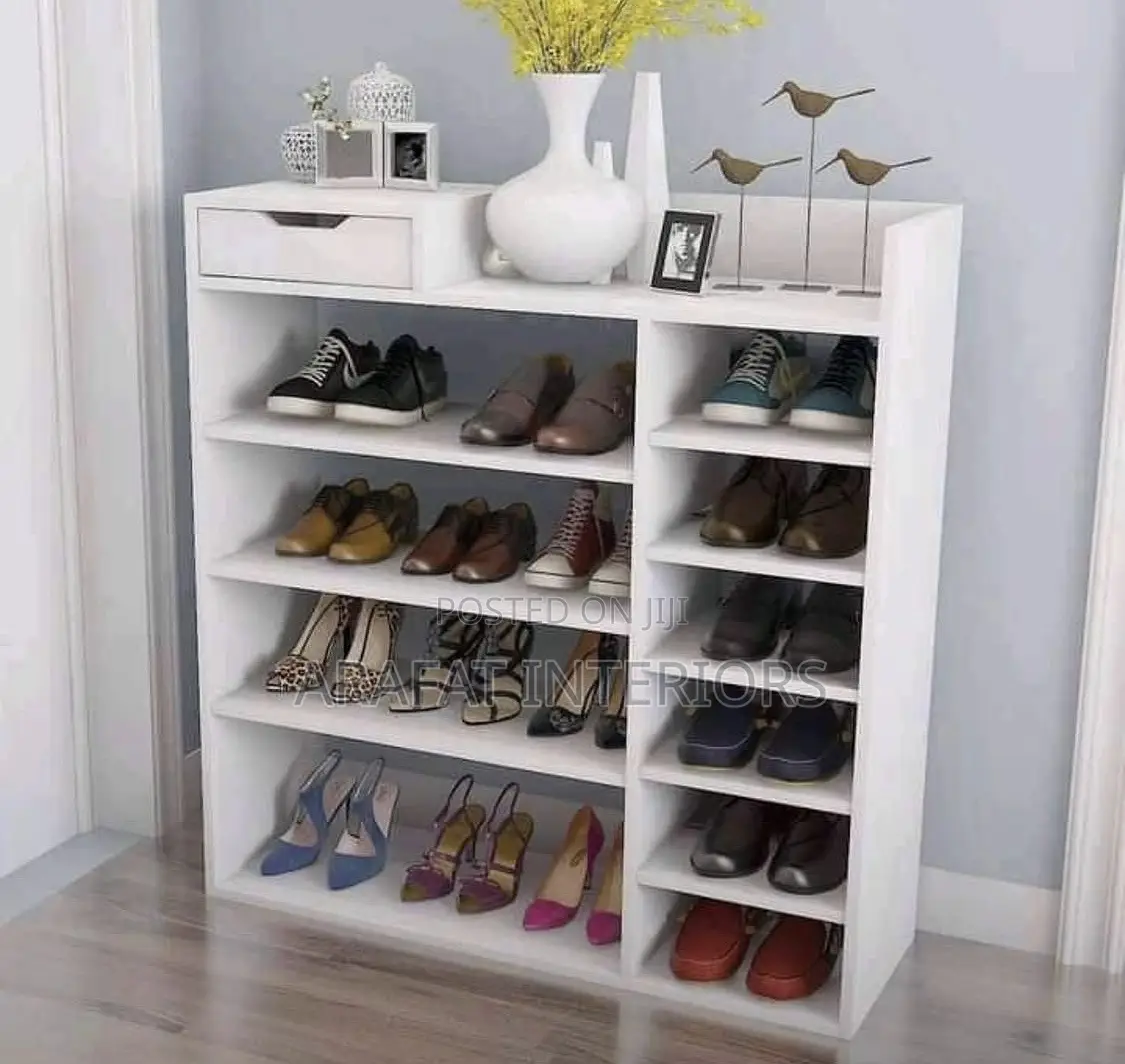 Beautiful White Shoe Rack in Excellent