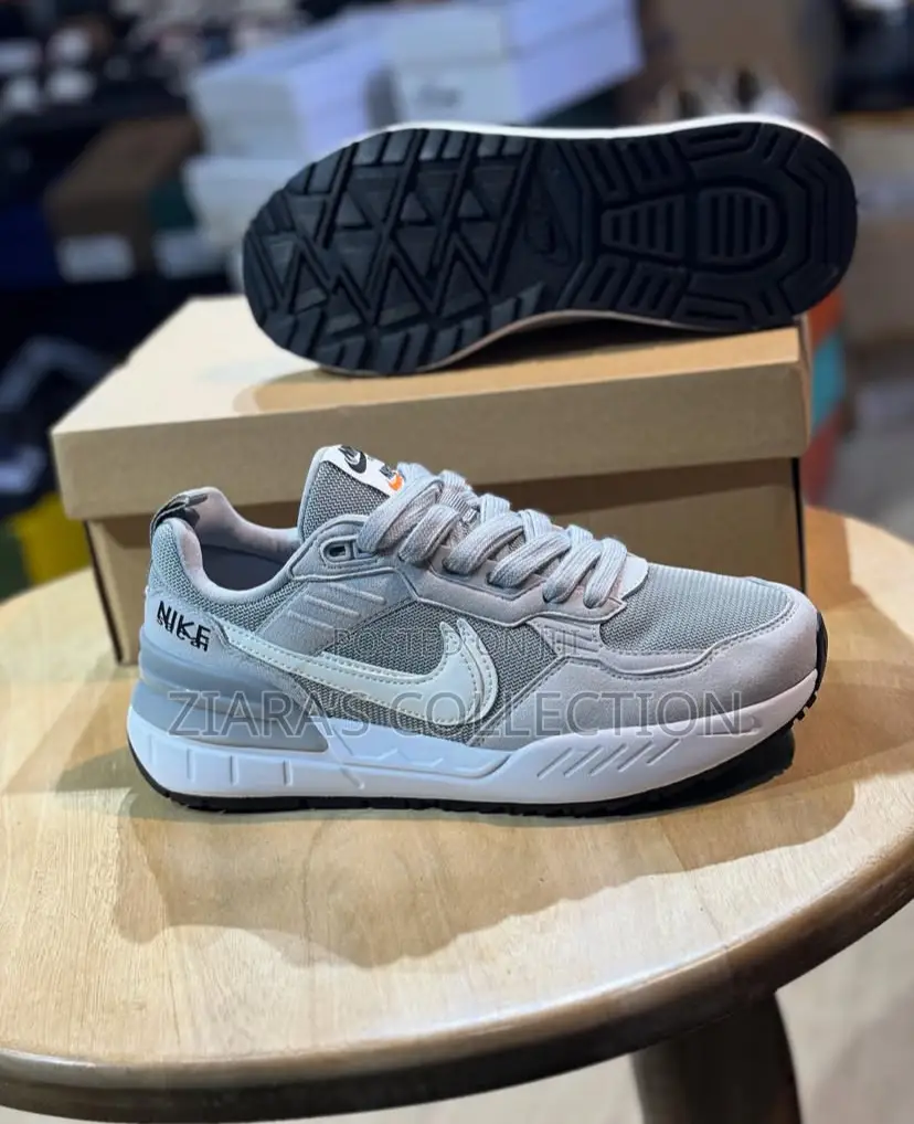 Nike Pegasus 89 G Golf Sneakers
