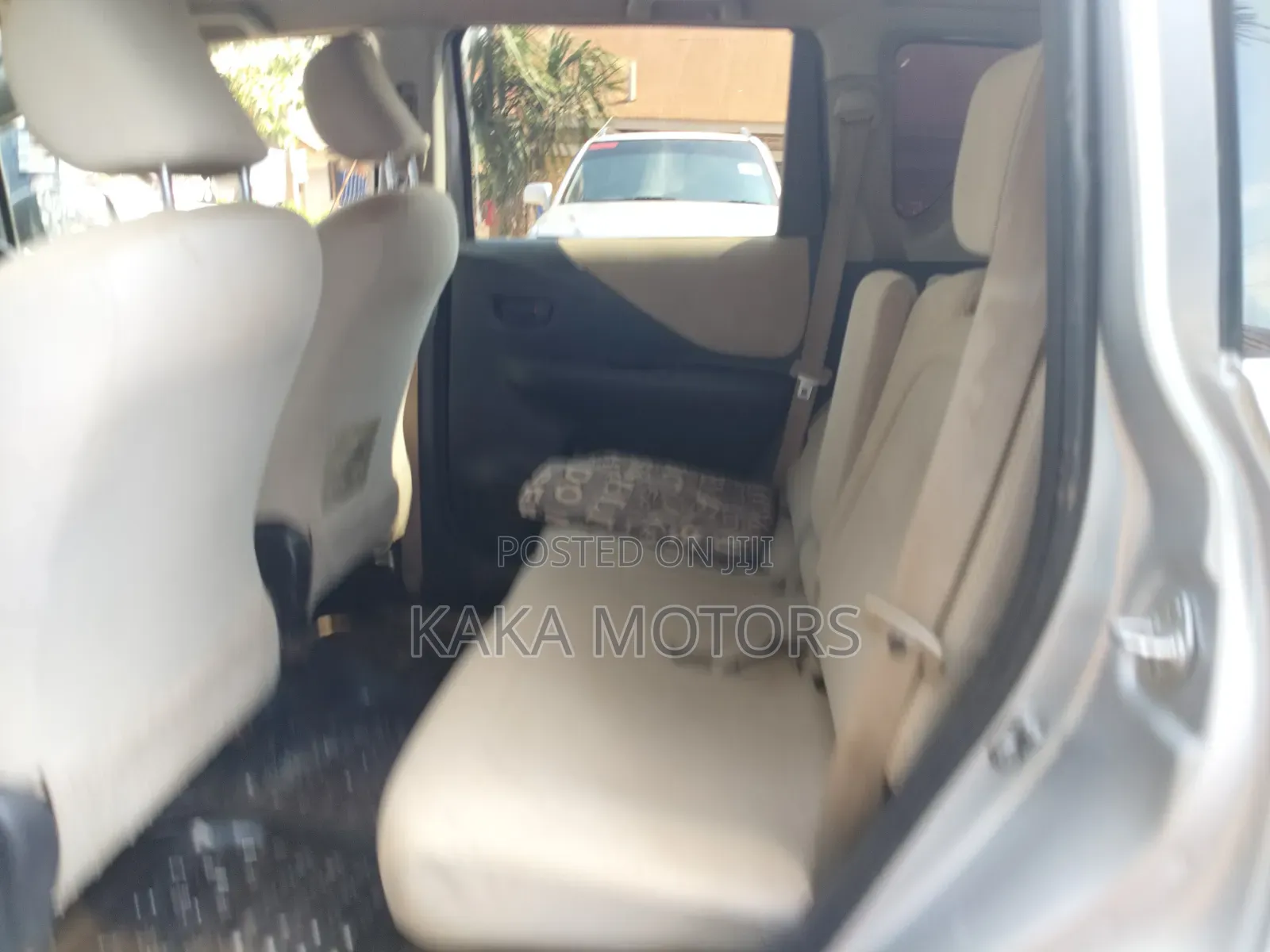 Toyota Ractis 2007 Silver