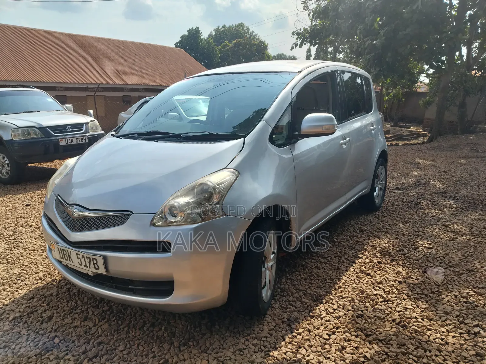 Toyota Ractis 2007 Silver