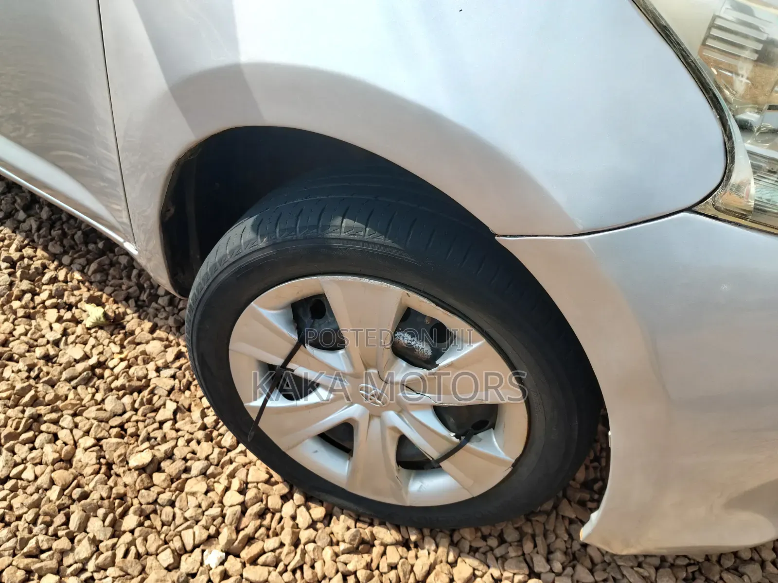 Toyota Ractis 2007 Silver