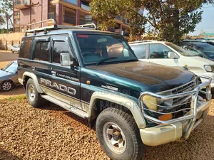 Toyota Land Cruiser 1999 Green
