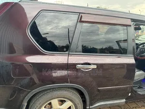Nissan Xtrail 2010 Model