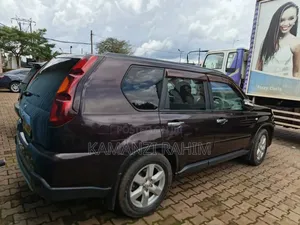 Nissan Xtrail 2010 Model