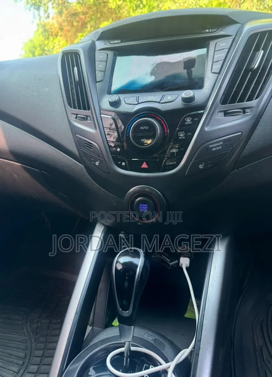 Hyundai Veloster 2018 Black