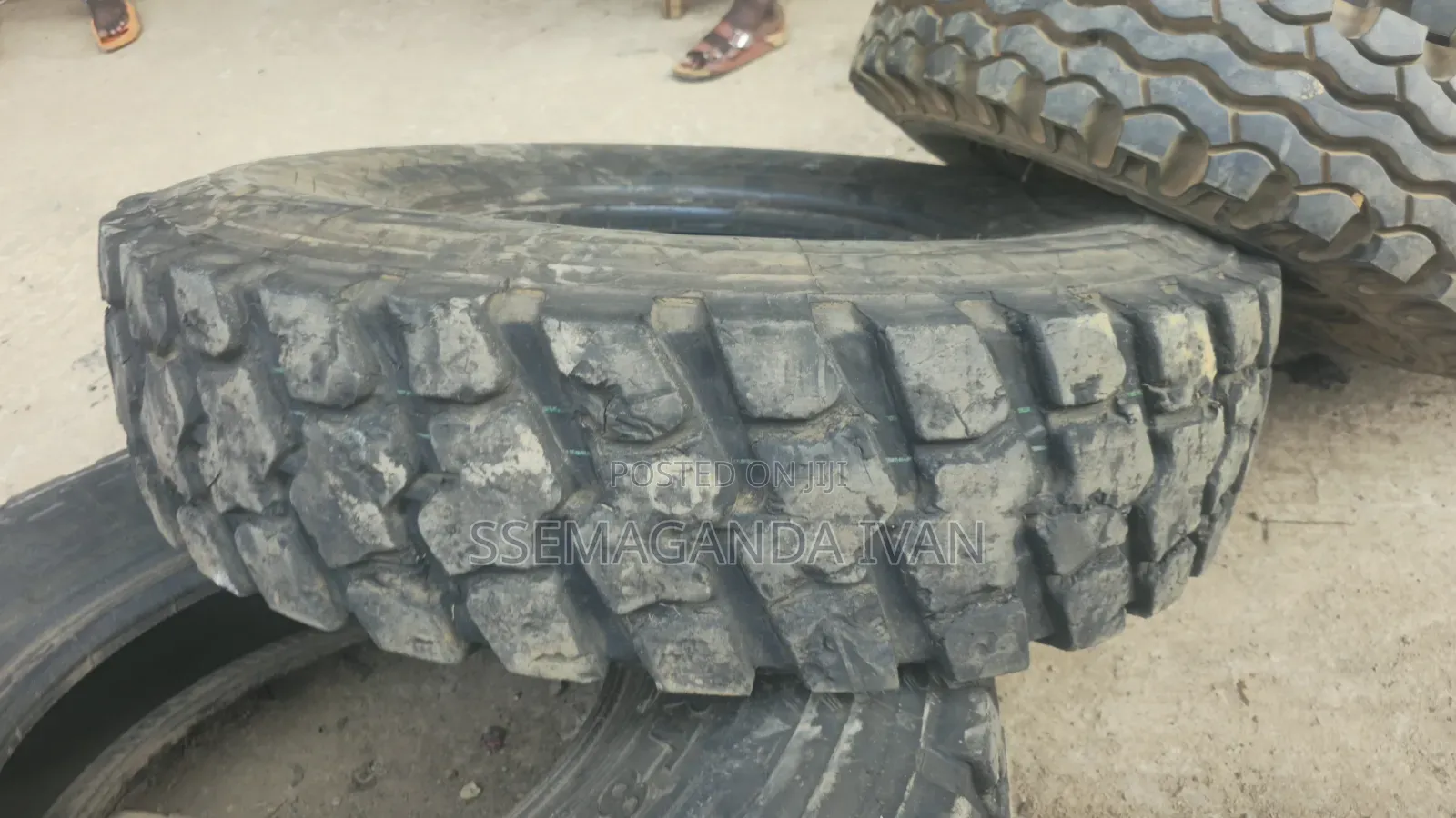 1200r20 Used Truck Mudgrip Tires