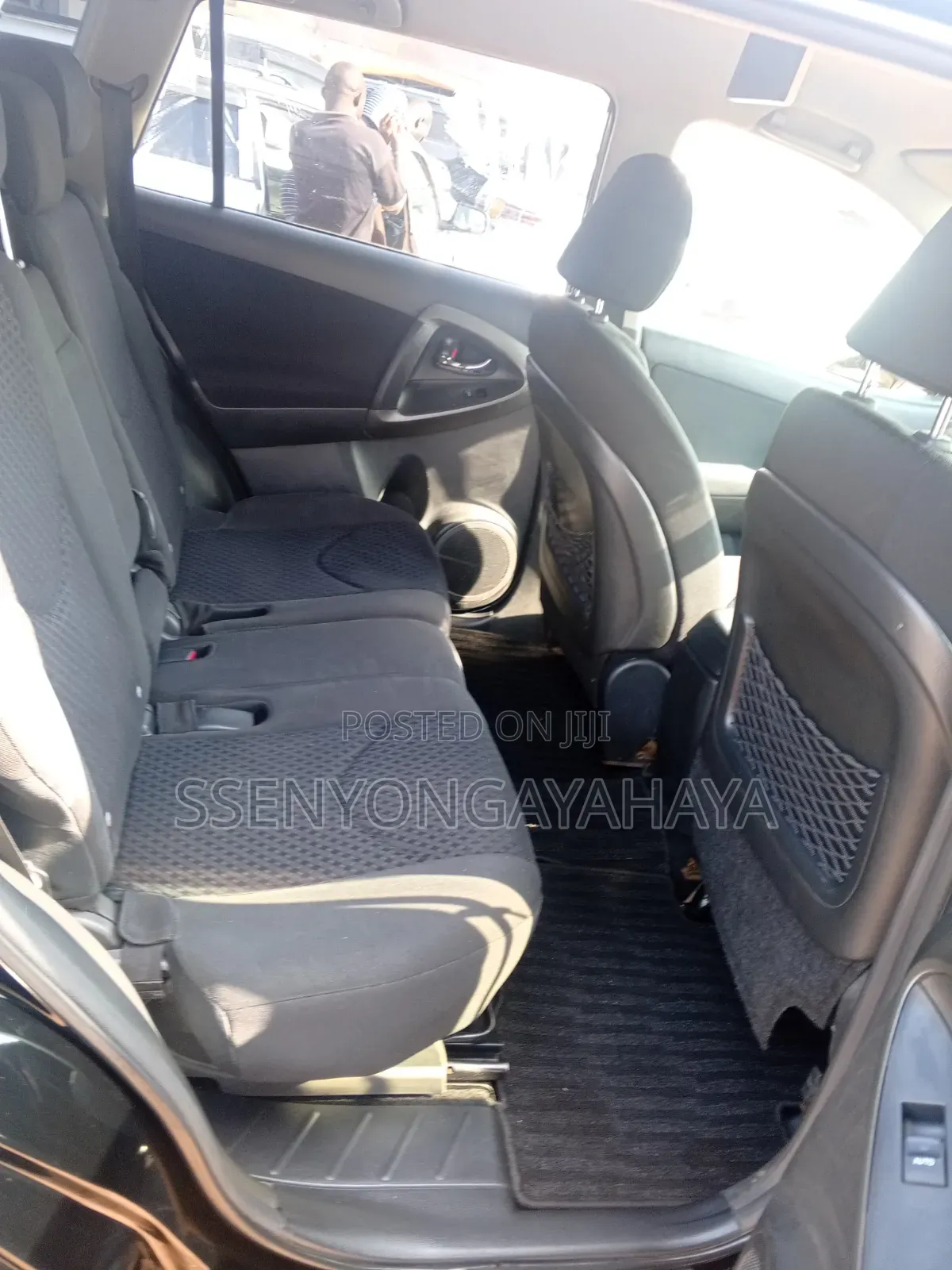 Toyota Vanguard 2011 Black
