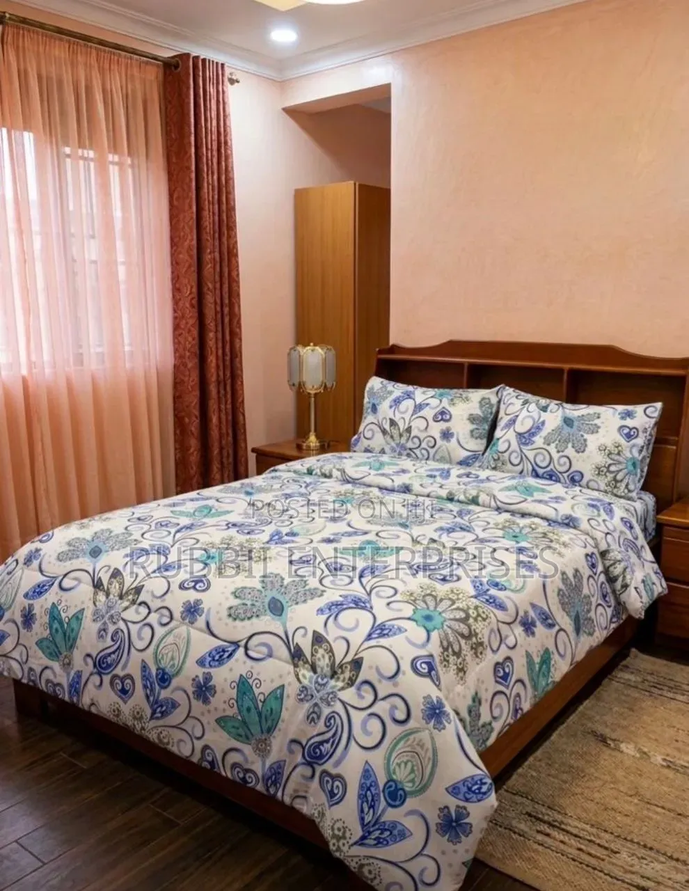 Bed Cover 5×6 ~ Blue and Teal Paisley Design