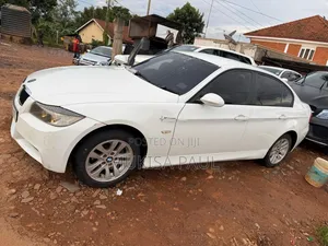 BMW 320i 2007 White