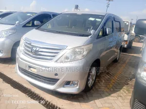 Toyota Alphard 2012 Silver