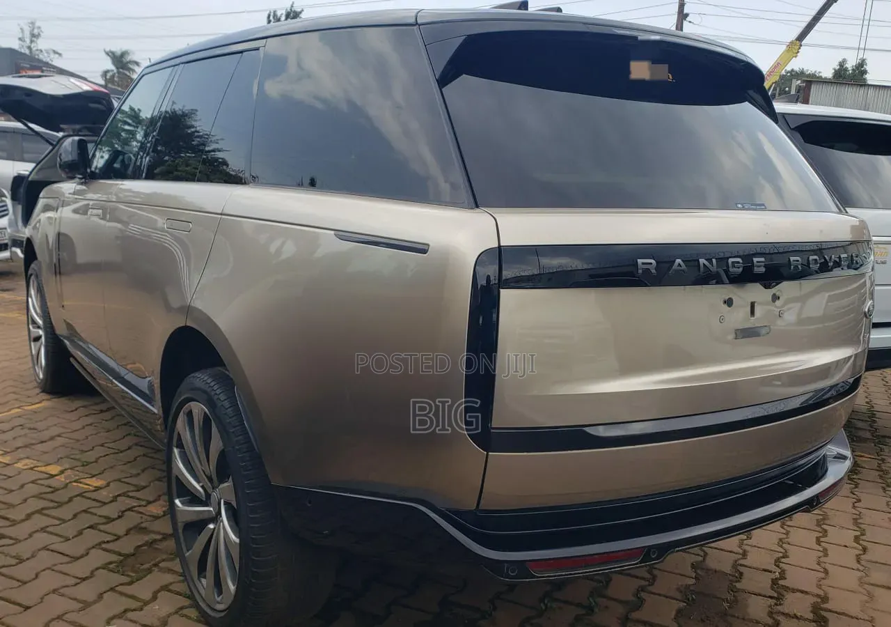 Land Rover Range Rover 2023 Gold
