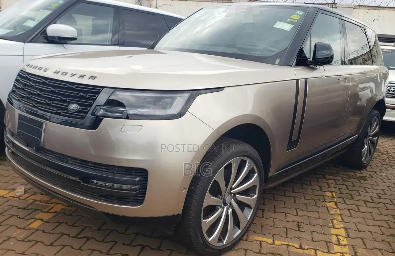 Land Rover Range Rover 2023 Gold