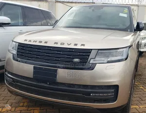 Land Rover Range Rover 2023 Gold