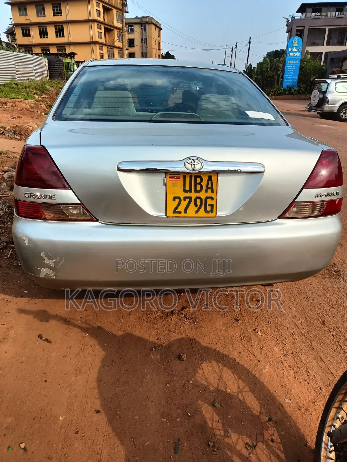 Toyota Mark II 2002 Silver