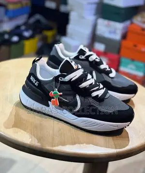 Black and Grey Nike Pegasus 89 Golf Sneakers