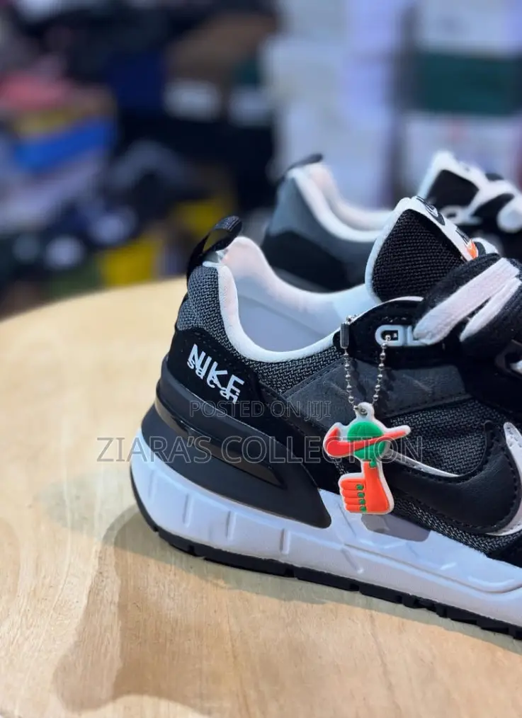Black and Grey Nike Pegasus 89 Golf Sneakers