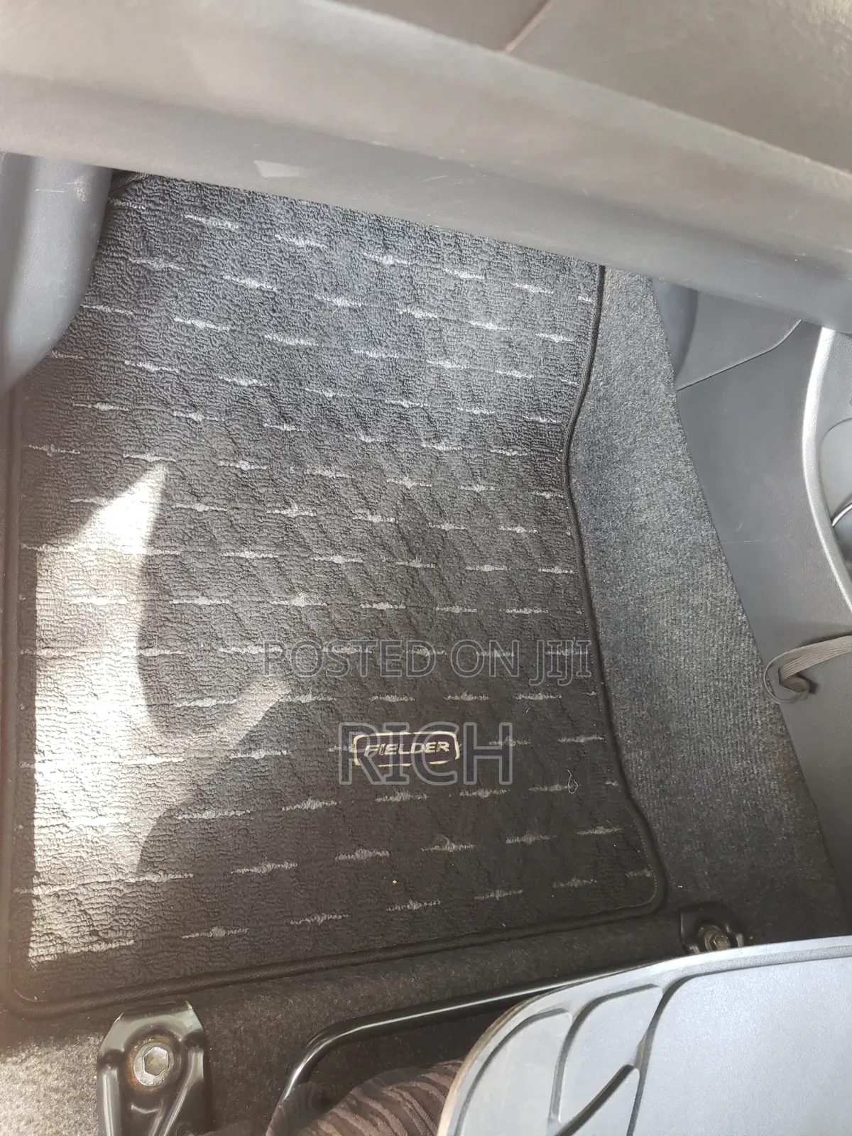 Toyota Corolla Fielder 2007 Silver