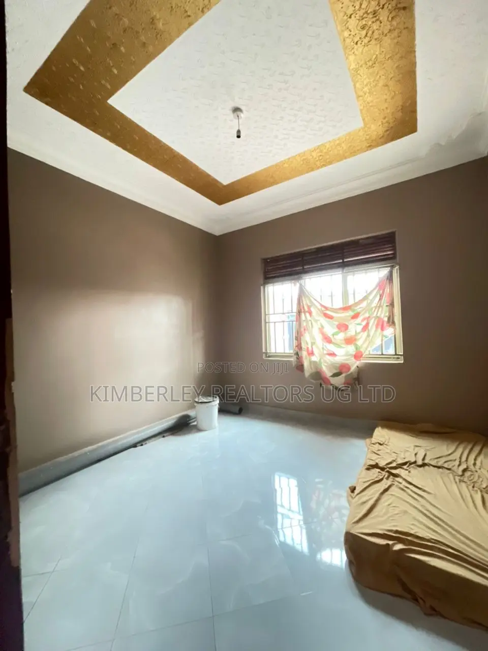 3bdrm House in Division A for sale