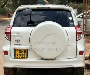 Toyota RAV4 4x4 2007 White