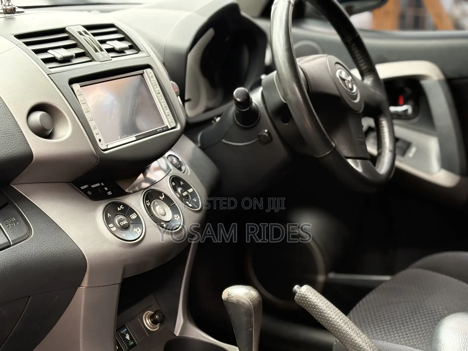 Toyota RAV4 4x4 2007 White