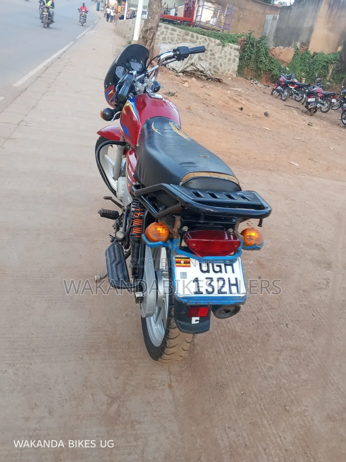 Bajaj Boxer 125 2024 Red