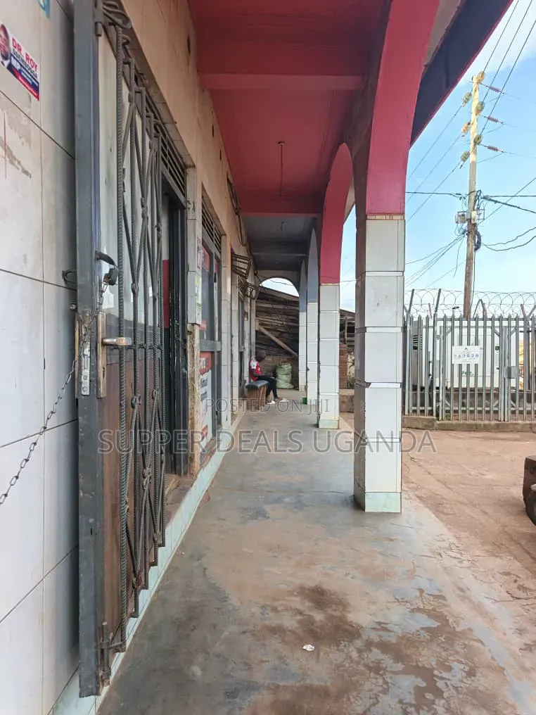 Shop for Rent in Bukooto