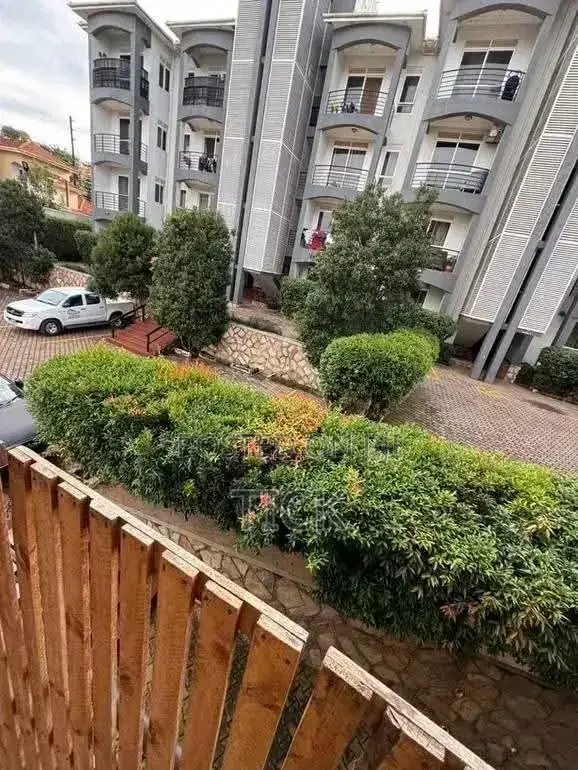 3bdrm Apartment in Bugolobi, Central Division for rent