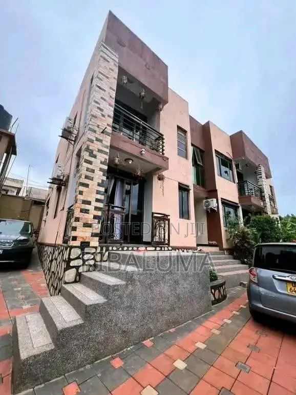 Furnished 3bdrm Apartment in Muyenga, Central Division for rent