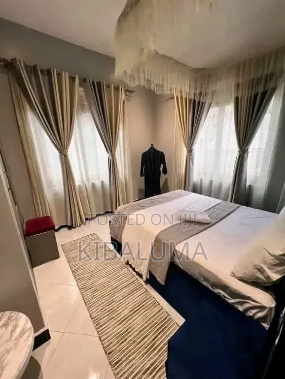 Furnished 3bdrm Apartment in Muyenga, Central Division for rent