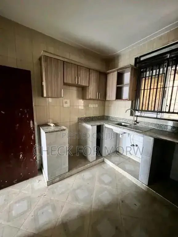 2bdrm Apartment in Bugolobi, Central Division for rent