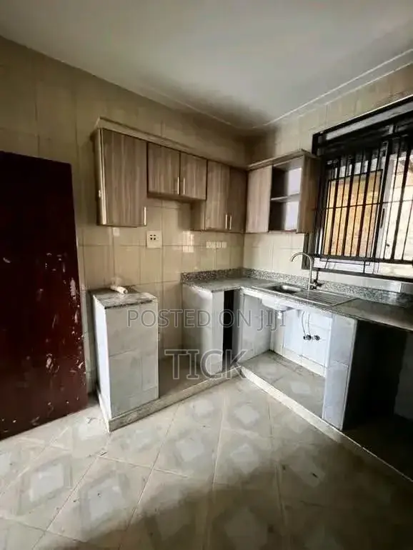 2bdrm Apartment in Bugolobi, Central Division for rent