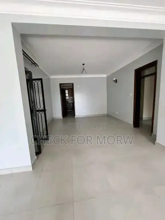 3bdrm Apartment in Mbuya, Central Division for rent