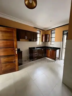 3bdrm Apartment in Mbuya, Central Division for rent