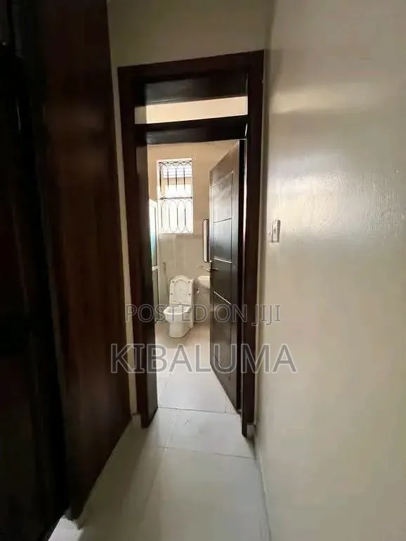 3bdrm Apartment in Mbuya, Central Division for rent