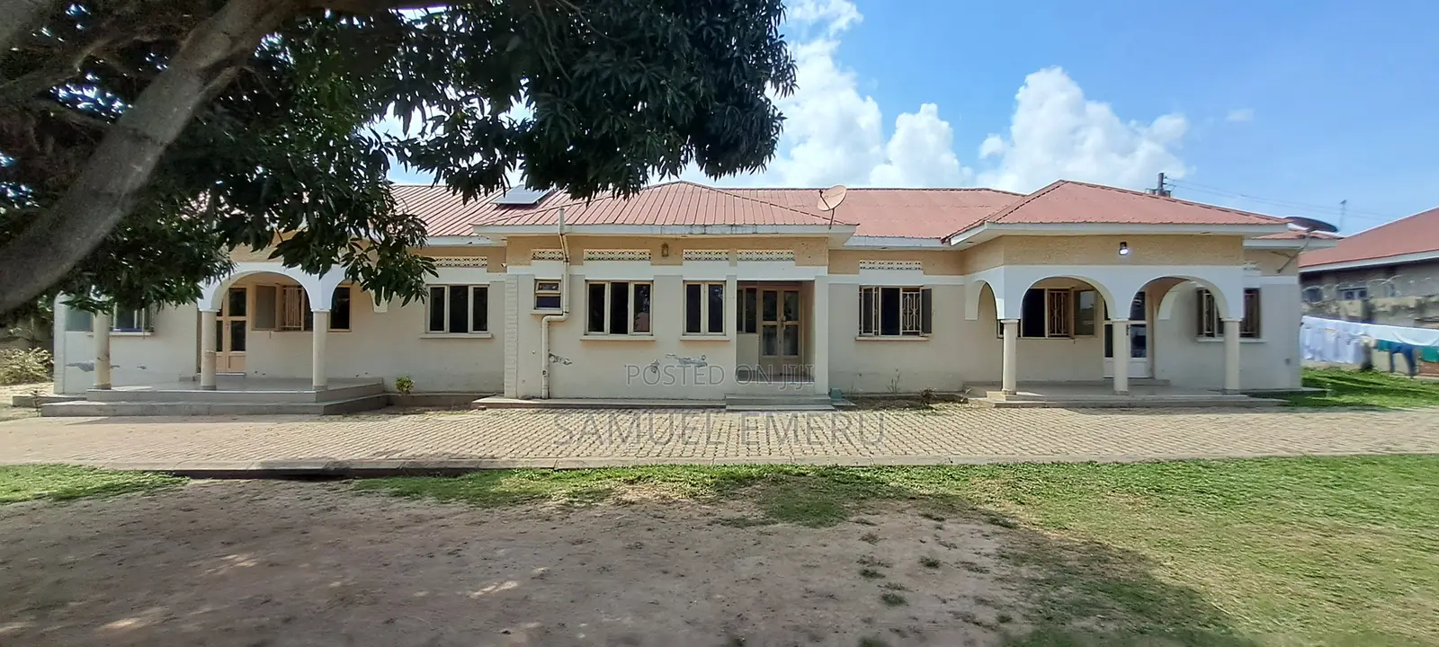 Furnished 8bdrm Apartment in Soroti for sale