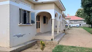 Furnished 8bdrm Apartment in Soroti for sale